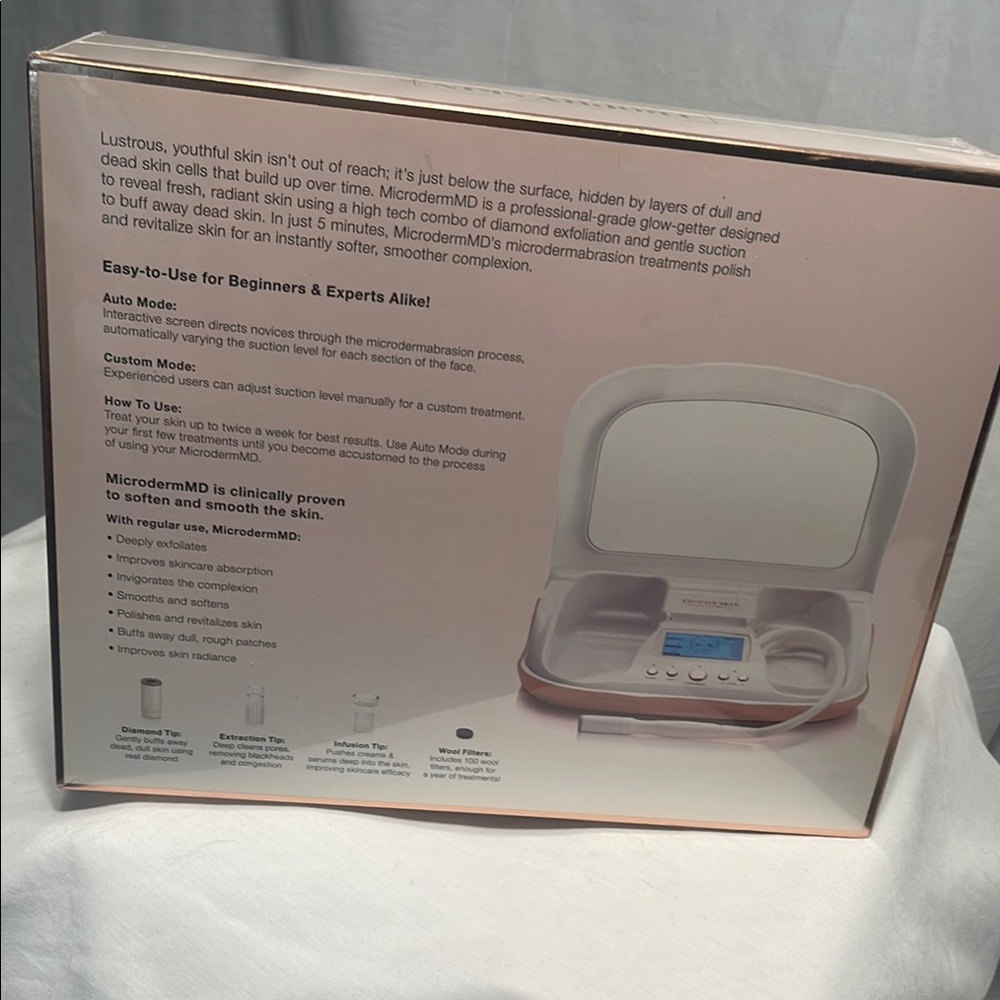 Trophy Skin MicrodermMD System - Picture 2 of 4